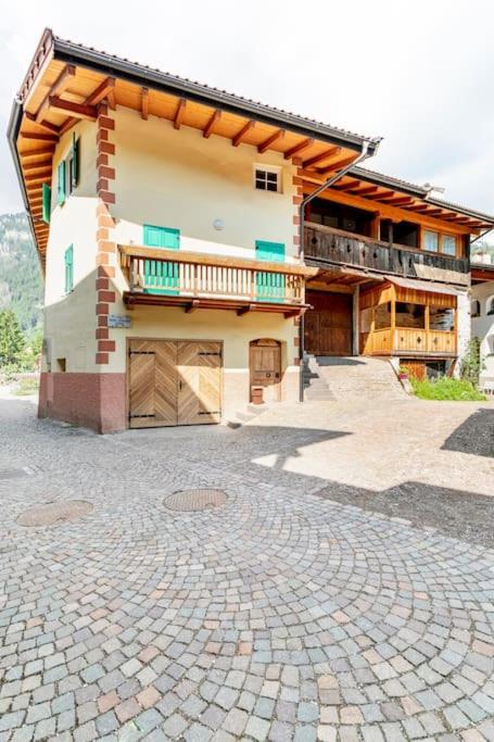 Appartamento Rustico Con Stube E Balcone بريدازو المظهر الخارجي الصورة